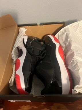 Jordan Men's Athletic Shoes Retro 11 low 2025 worn 1 time